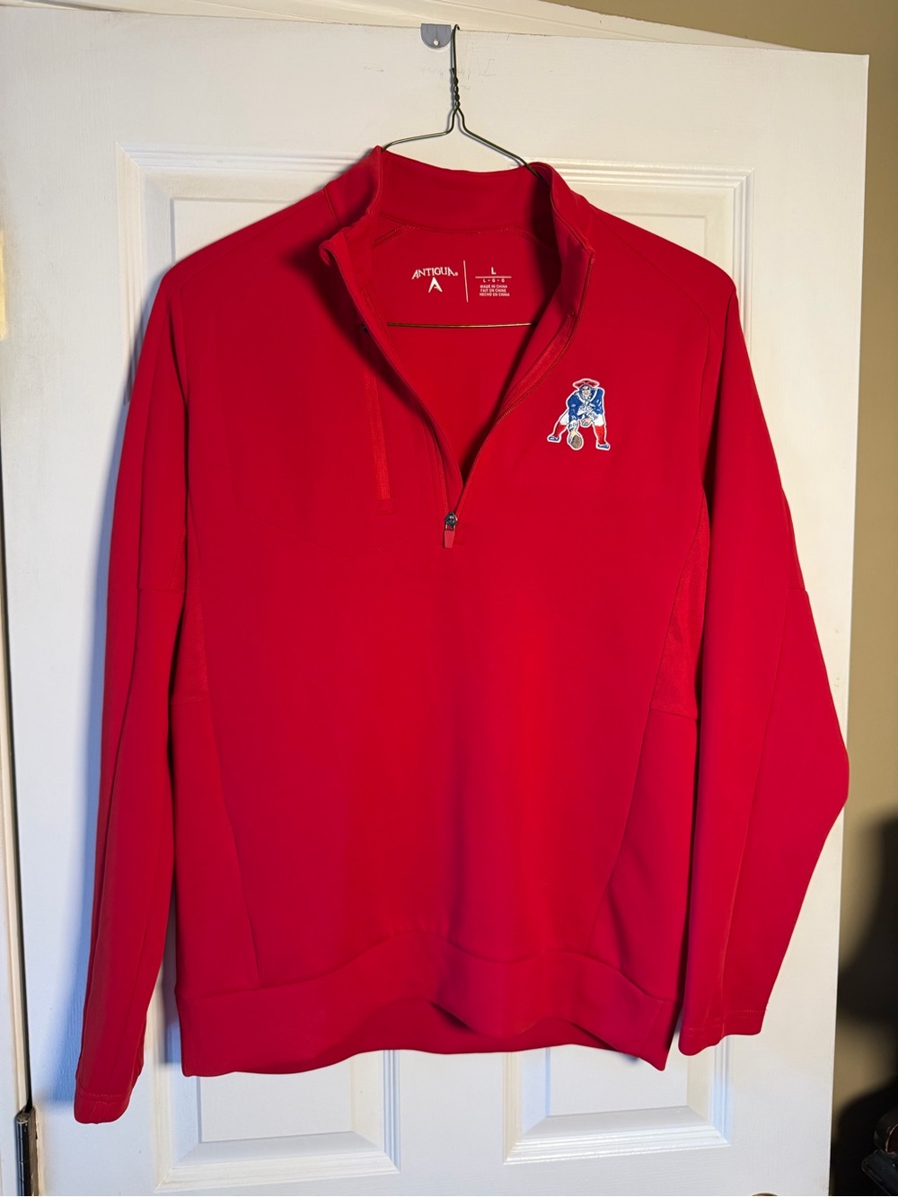 Antigua New England Patriots Men’s Red Quarter-Zip Pullover Large NWOT Sweater